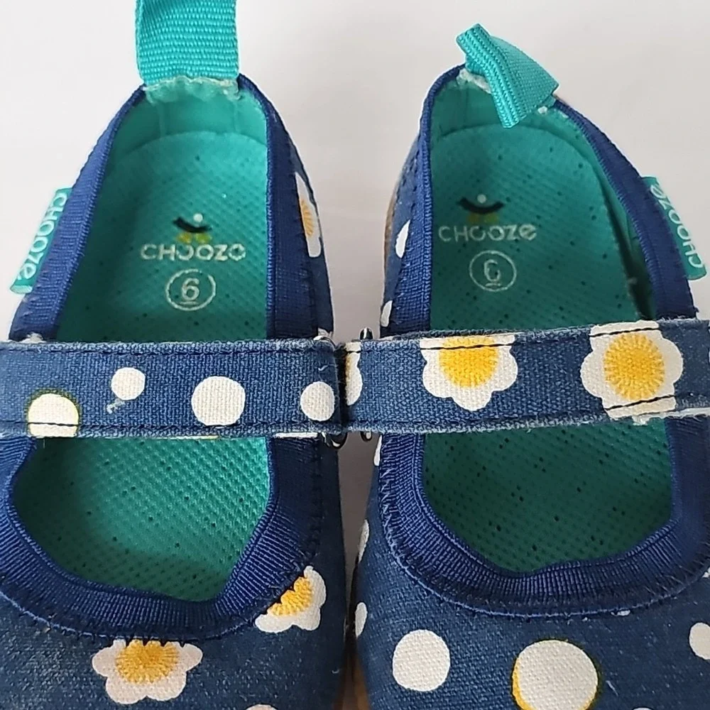 Girls Chooze Blue Mary Jane Shoes White Daisy Flowers Toddler Sz 6 1841
